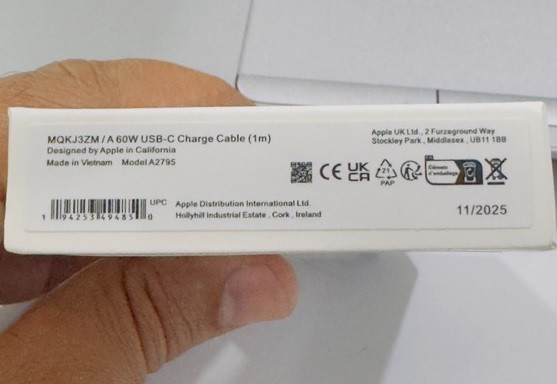کابل اصلی USB-C مدل iPhone17 Pro Max 60W-C