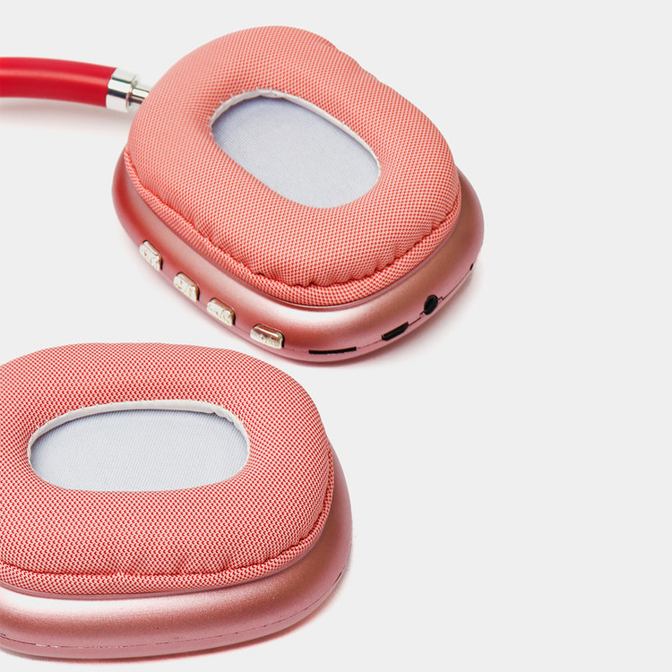 هدفون بلوتوثی مدل HEADPHONE WIRELESS STEREO P9 V5.3 بدون نویز کنسلینگ، درگاه شارژ USB Type-C، با قابلیت اتصال به 2 دستگاه همزمان، دارای باتری قابل شارژ، اتصال دوگانه (بیسیم و )، دارای نشانگر LED، دارای شیار کارت حافظه